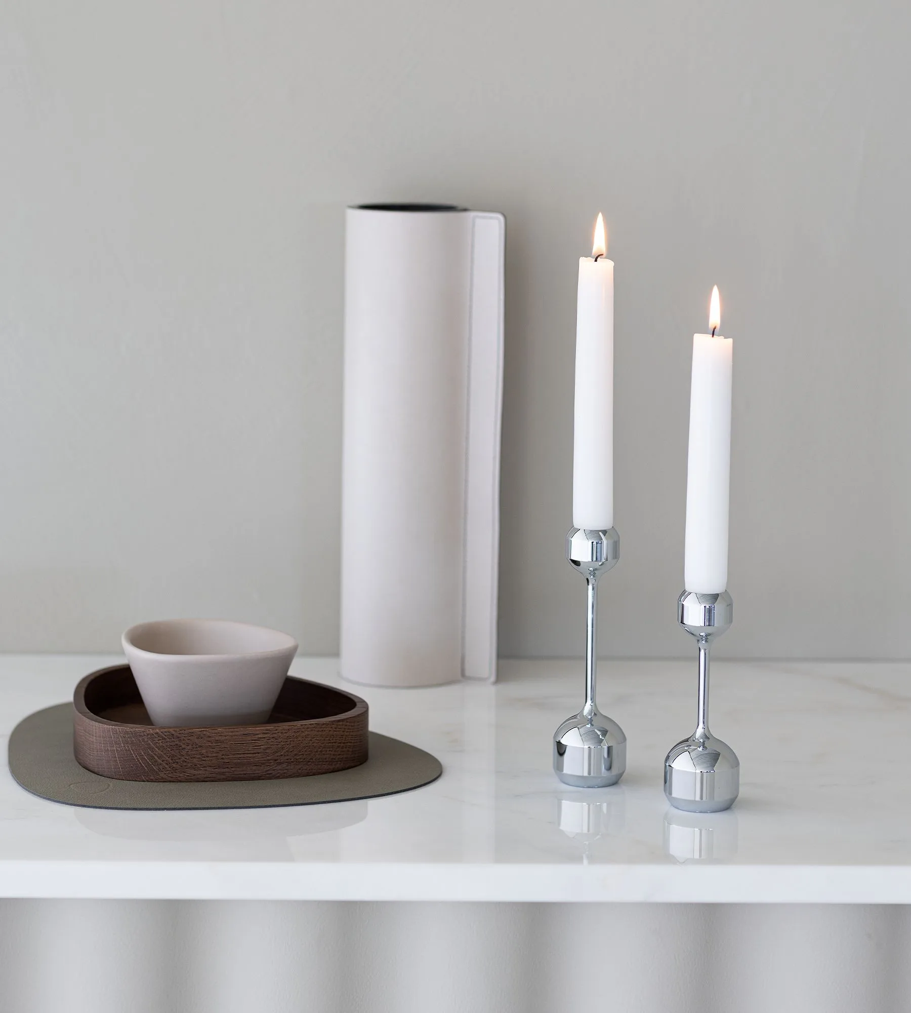 Set de 2 candelabros Silhouette, Chrome LIND DNA