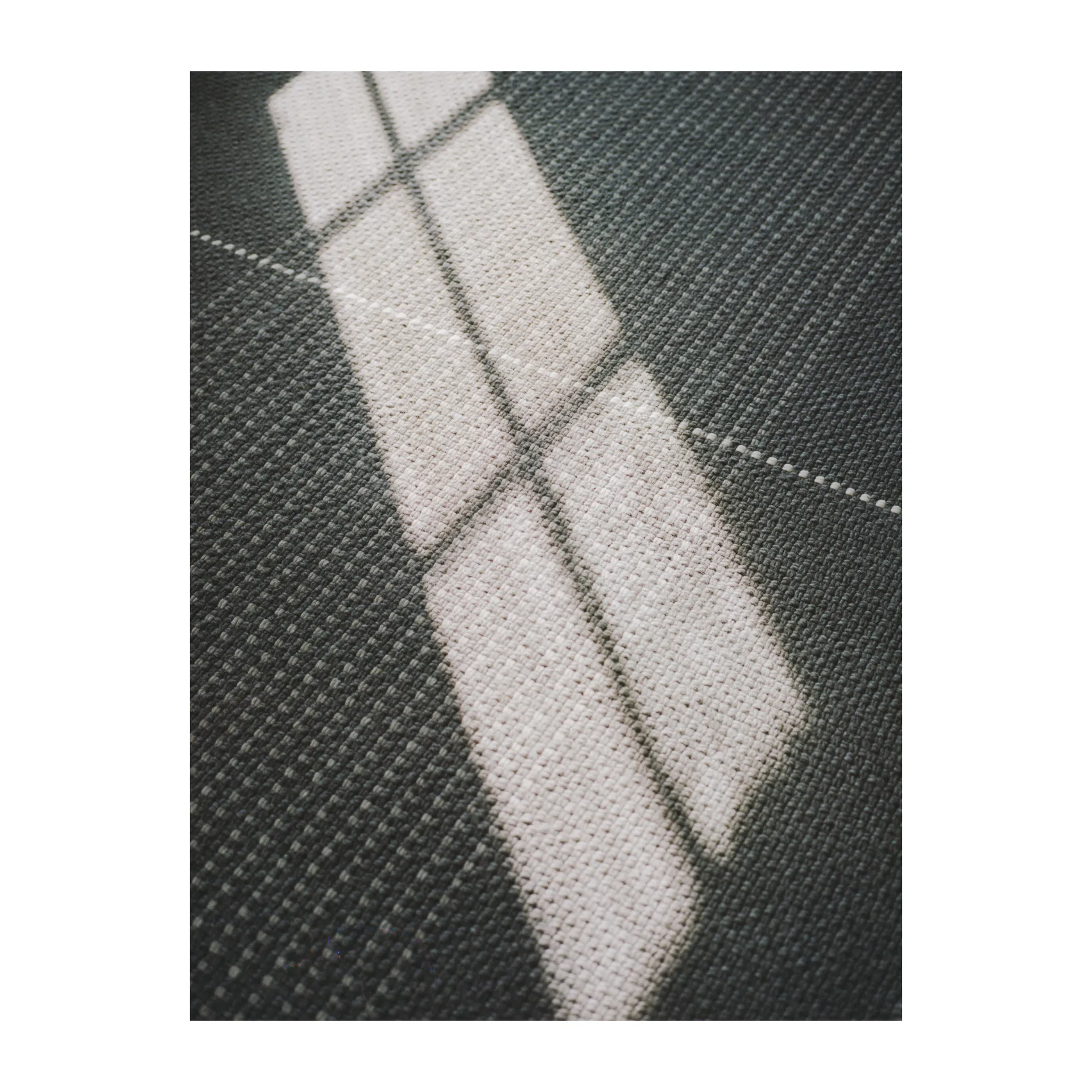 Alfombra de lana Awakened Mind 140x200 cm, Charcoal Linie Design
