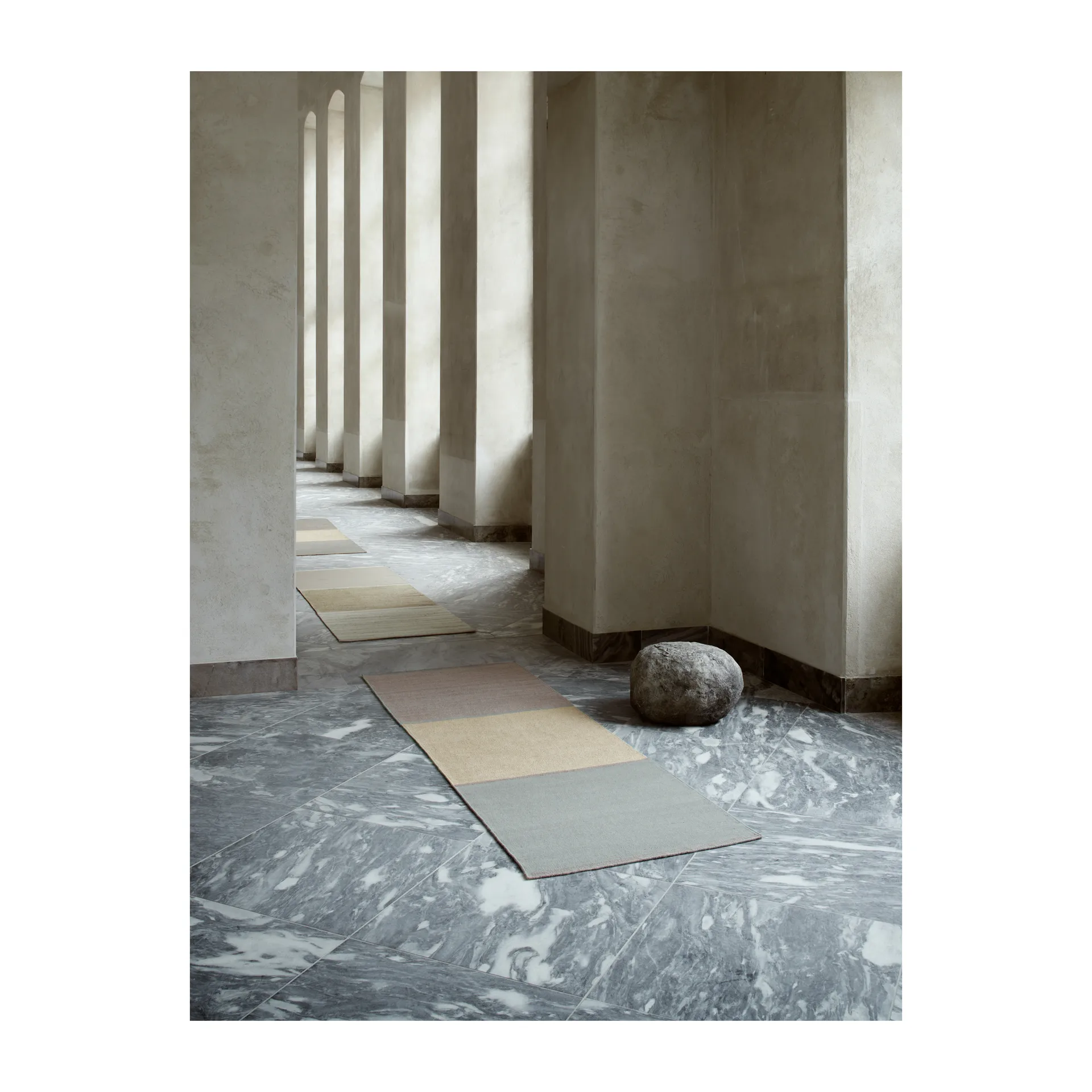 Alfombra Modest Ease 80x250 cm, Beige Linie Design
