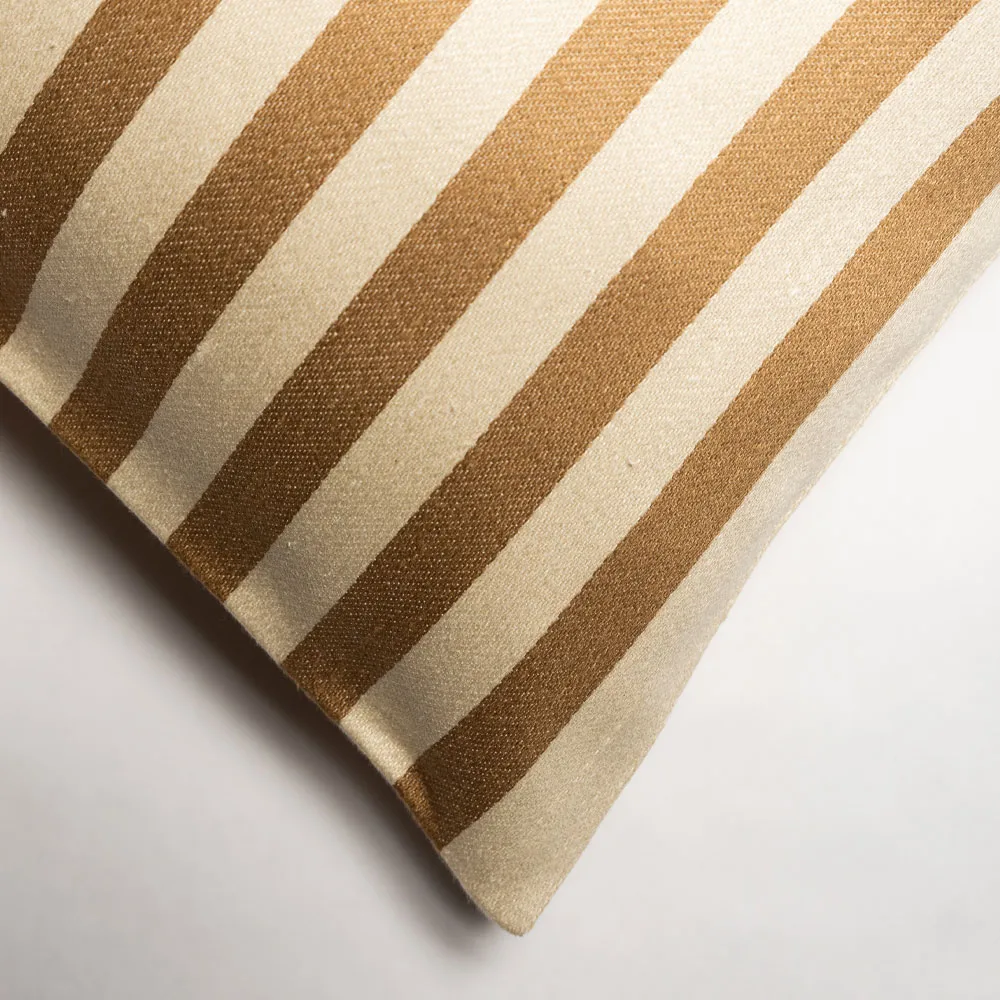 Funda de cojín Amalfi 35x50 cm, Camel brown Linum