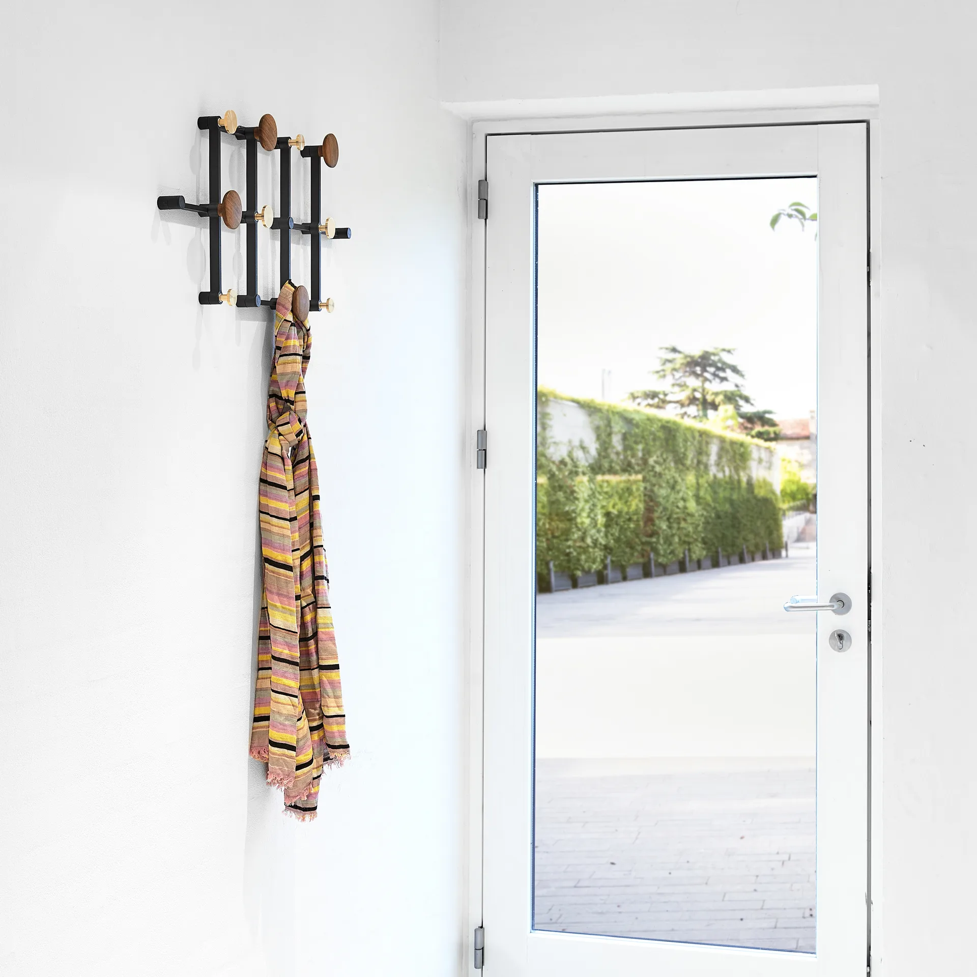 Perchero X•TEND, nogal LoCa