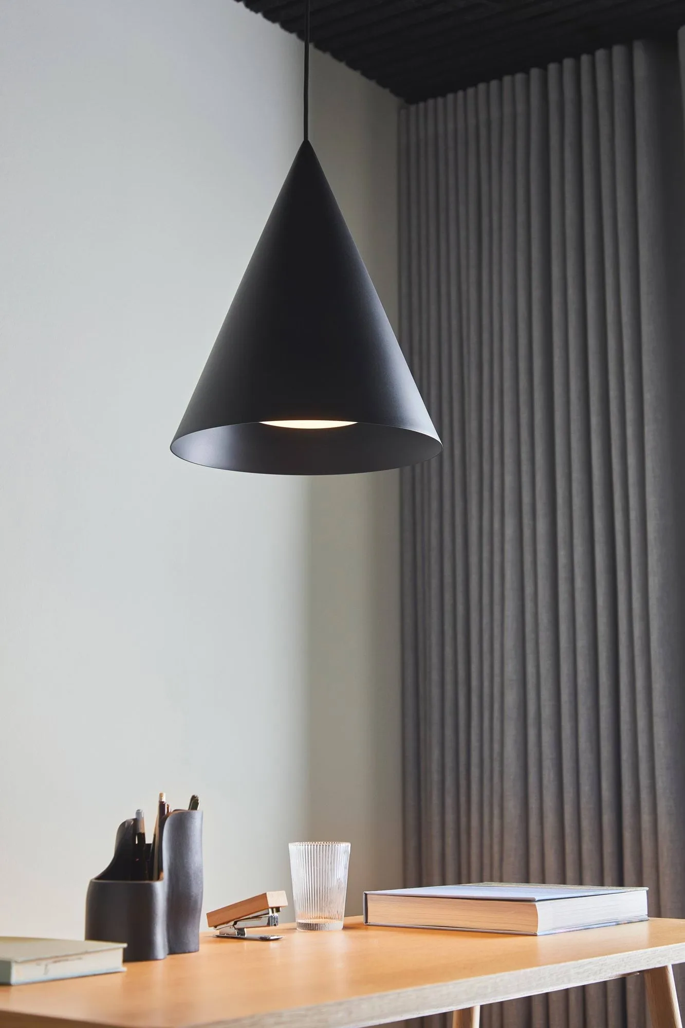 Lámpara colgante Hanzu, Negro, Ø35 cm Loom Design
