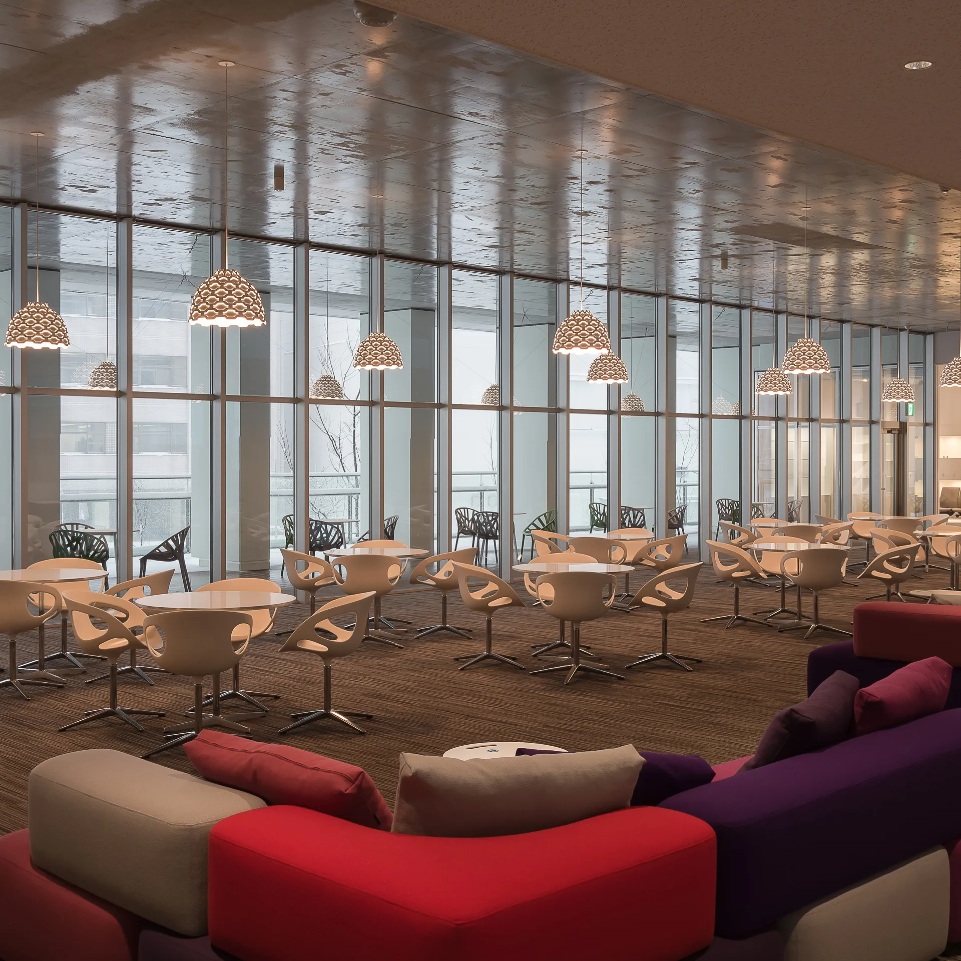 Lámpara colgante LC Shutters Ø44 cm, Blanco Louis Poulsen