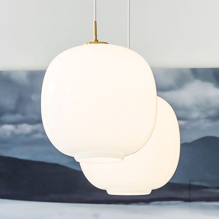 Lámpara colgante VL45 Radiohus LED grande, Brass-white opal glass Louis Poulsen