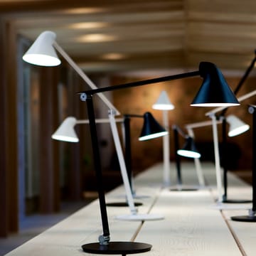 Lámpara de escritorio NJP - Blanco, pin ø40 cm, 2700k - Louis Poulsen