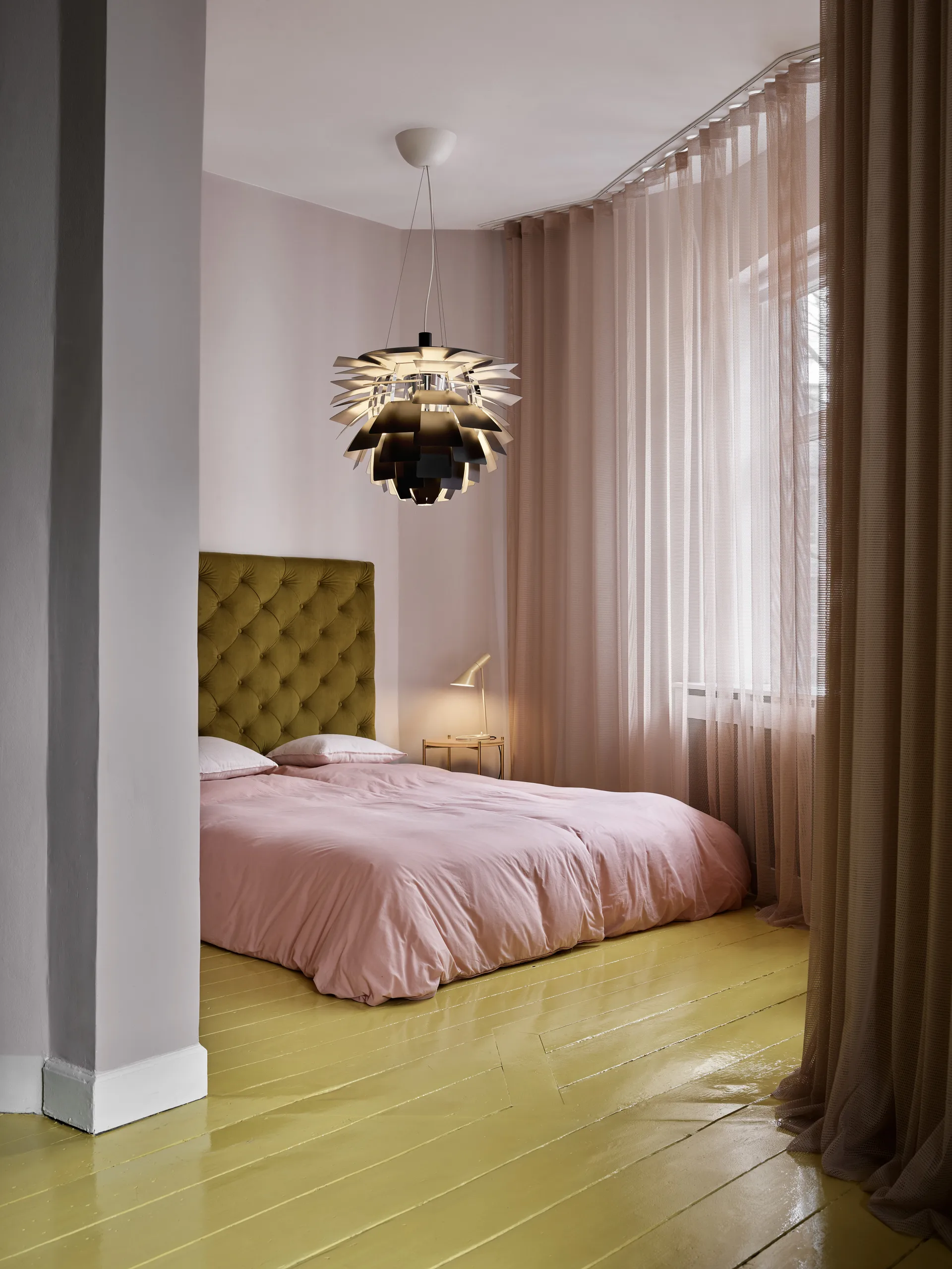 Lámpara de mesa AJ MINI, Warm sand Louis Poulsen