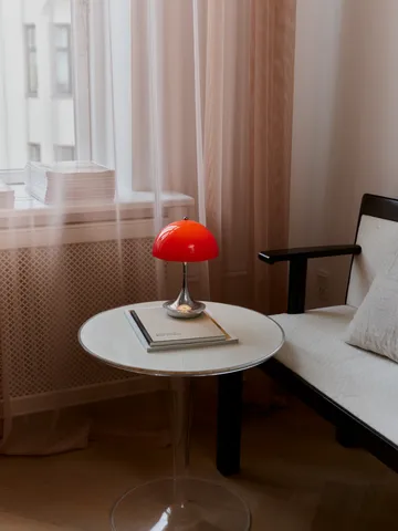 Lámpara de mesa Panthella 160 Portable v3 - Original Opal Red - Louis Poulsen