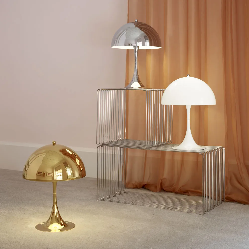 Lámpara de mesa Panthella 320, Acrílico blanco Louis Poulsen