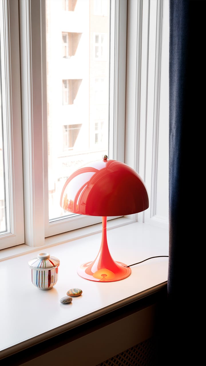 Lámpara de mesa Panthella MINI, Coral Louis Poulsen