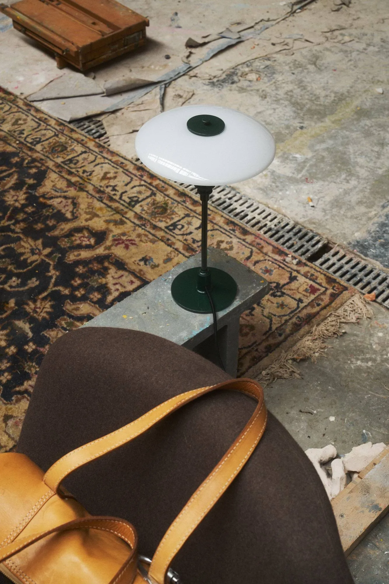 Lámpara de mesa PH 2/1, verde intenso brillante Louis Poulsen