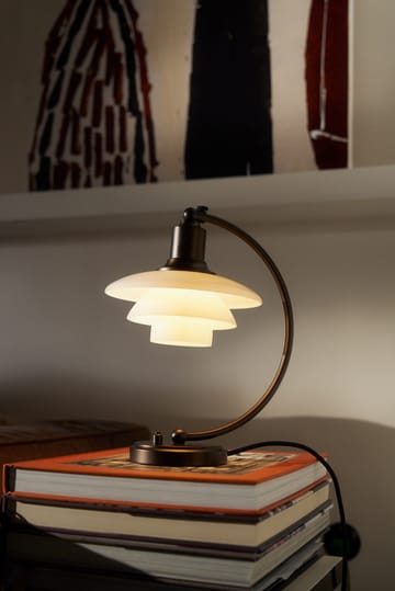 Lámpara de mesa PH 2/2 Luna - Aged brass-vidrio opalino - Louis Poulsen