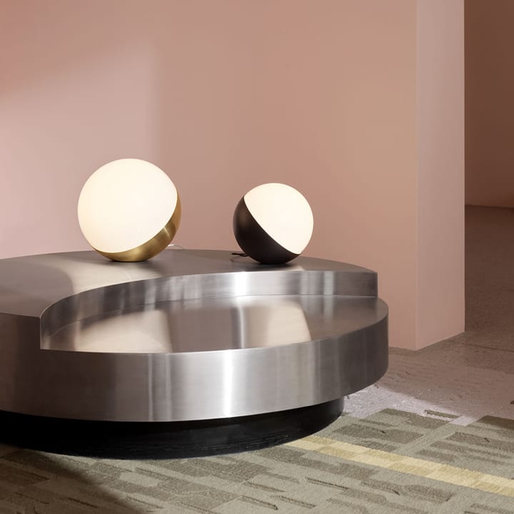 Lámpara de mesa/lámpara de pie VL Studio bords Ø32 cm, Latón Louis Poulsen