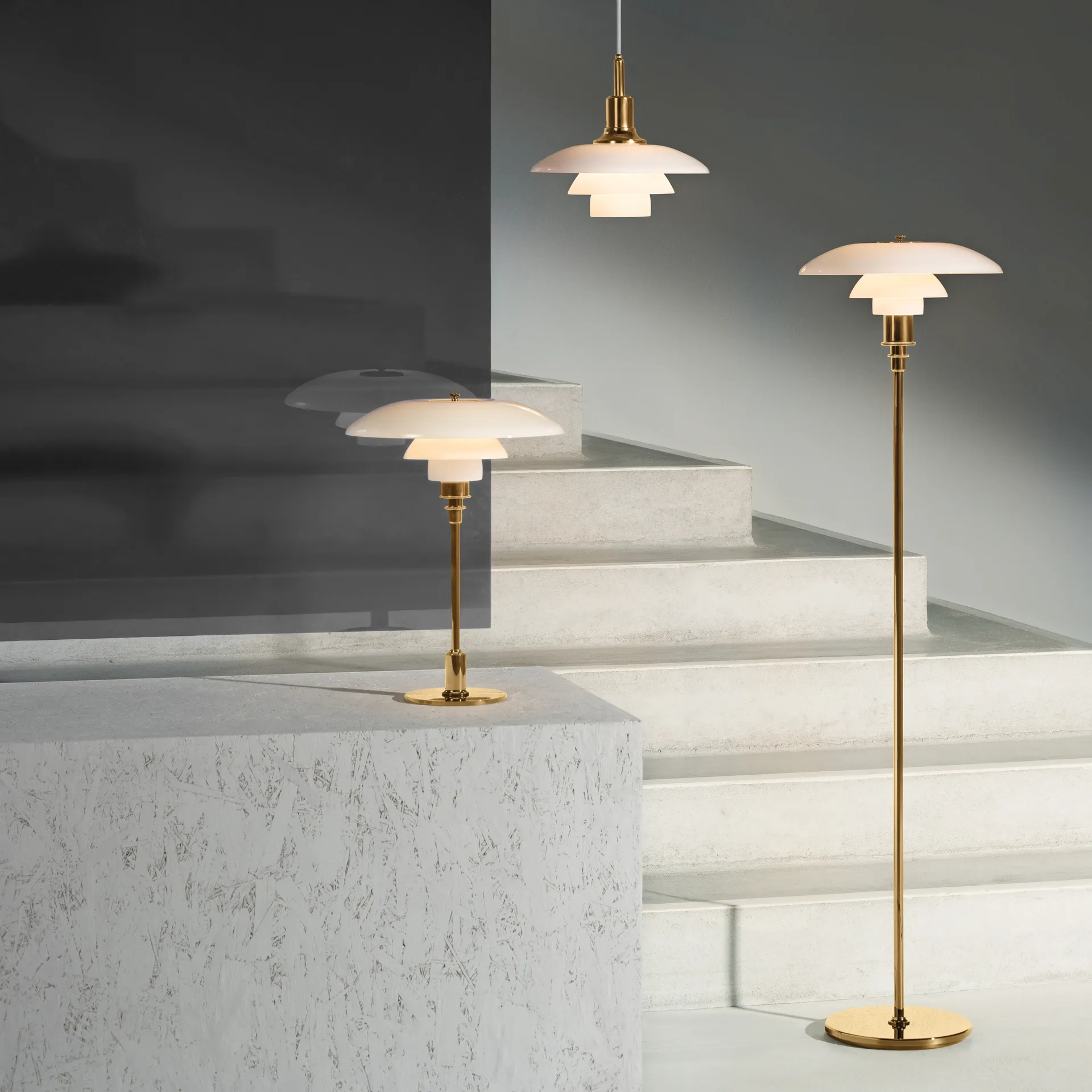 Lámpara de pie PH 3½-2½, Latón Louis Poulsen