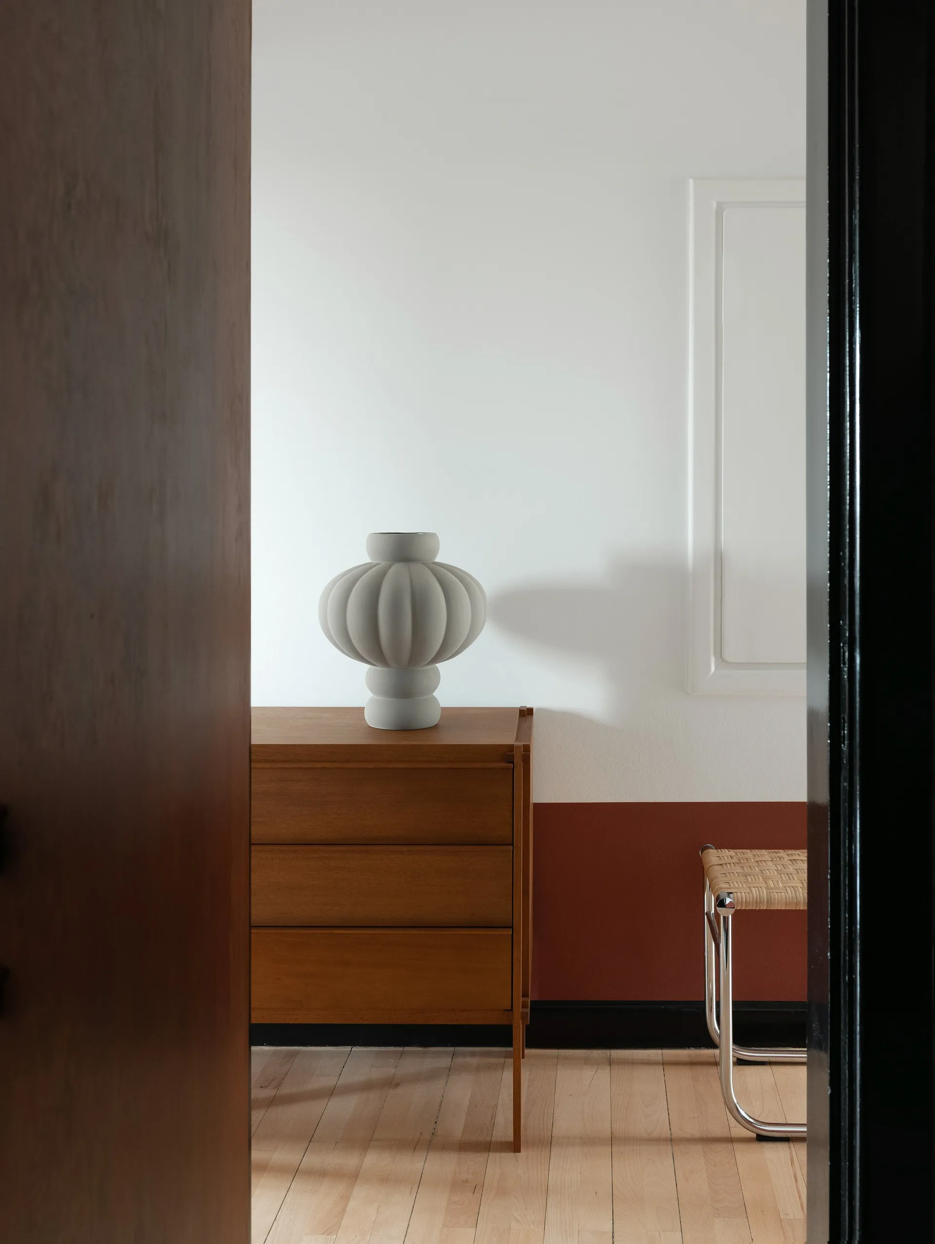 Jarrón Balloon 40 cm, arenaed Grey Louise Roe