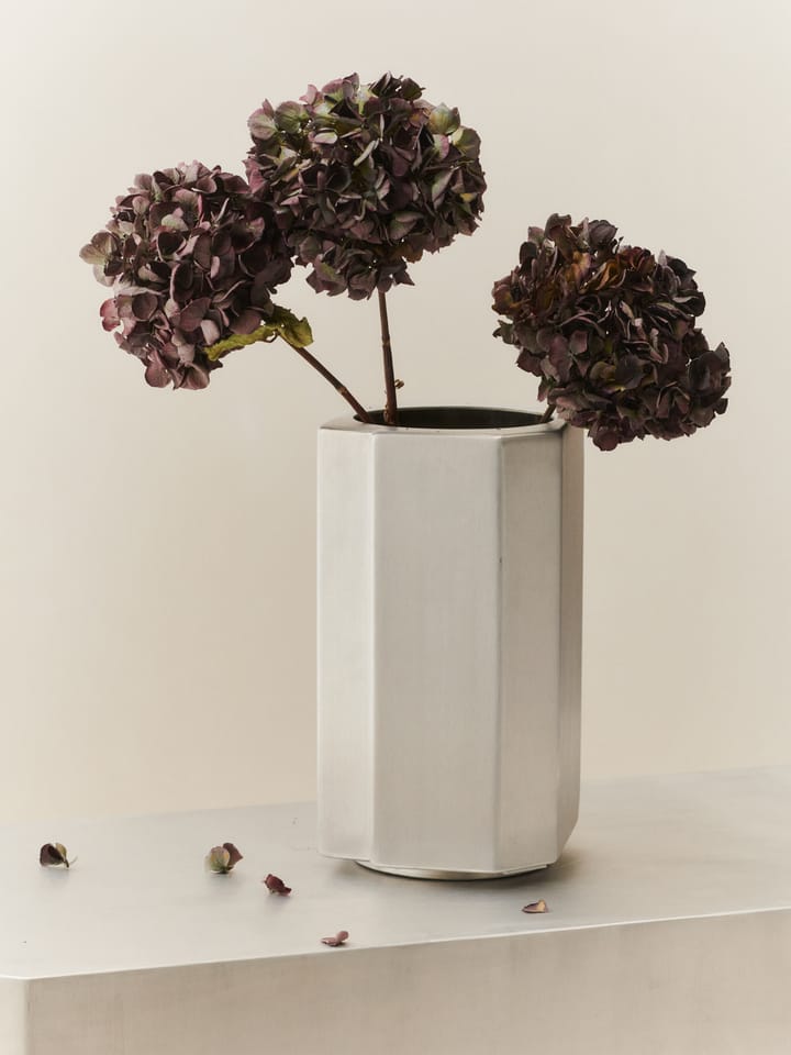 Maceta Funki S 36 cm, Brushed Aluminium Louise Roe