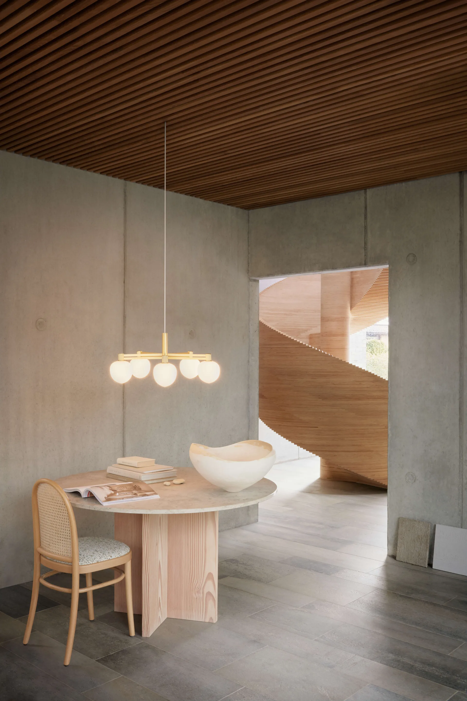 Lámpara de araña Memoir V 120, Brass LYFA