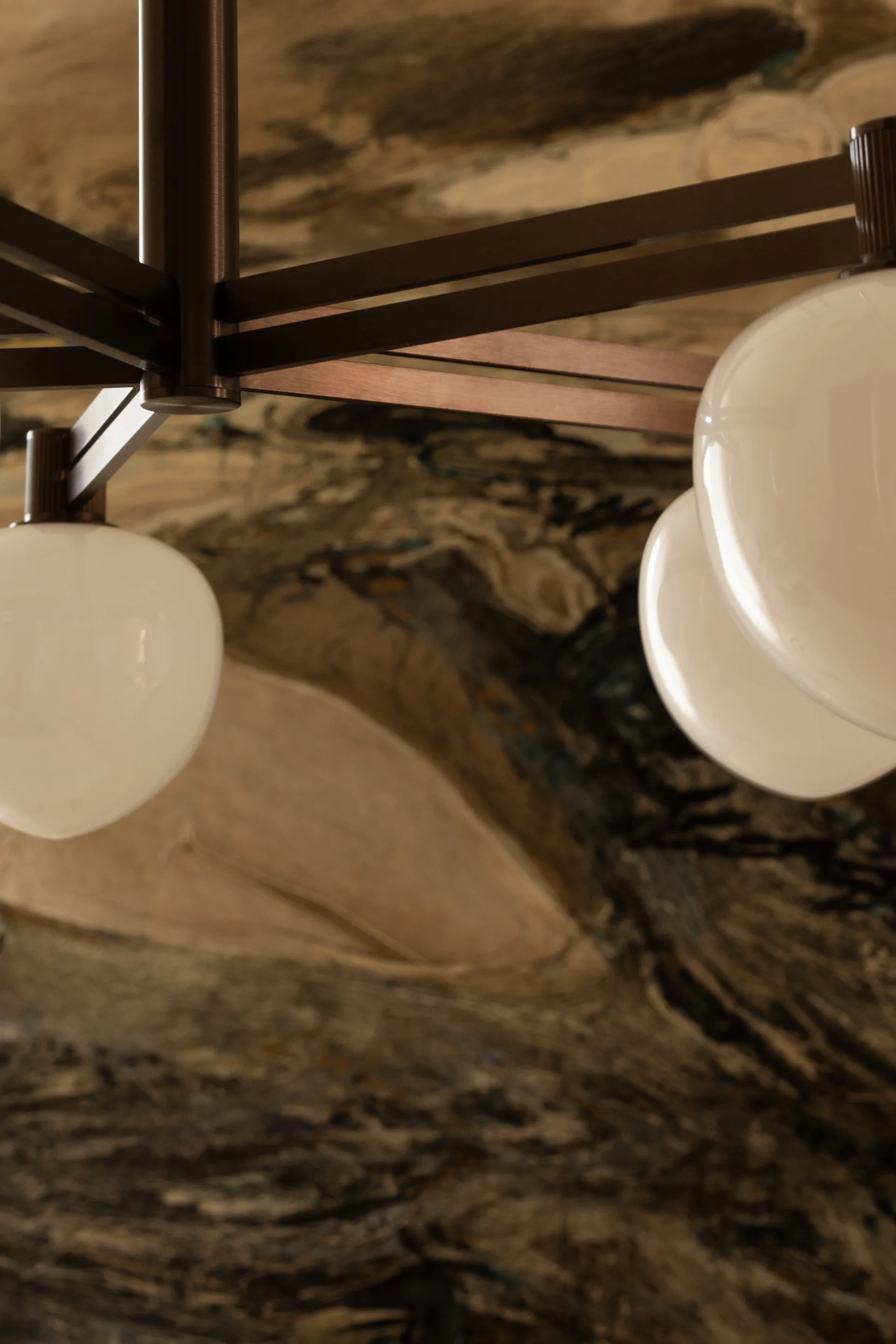 Lámpara de araña Memoir V 120, Bronce LYFA