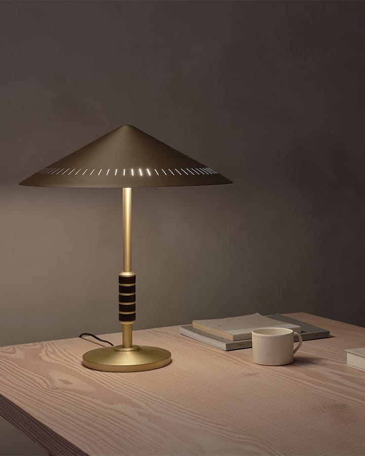 Lámpara de mesa Governor 250, Brass-walnut LYFA