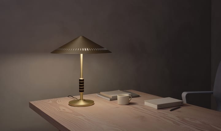 Lámpara de mesa Governor 405, Brass-walnut LYFA