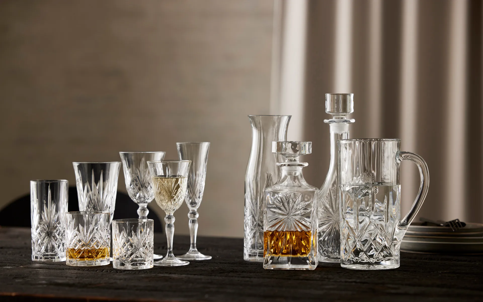Jarra y vasos alargados Melodia 7 piezas, Cristal Lyngby Glas