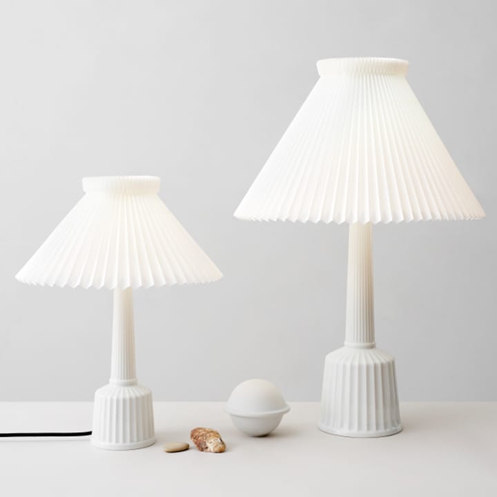 Lámpara de mesa Espatas klint, Blanco, altura 44 cm Lyngby Porcelæn
