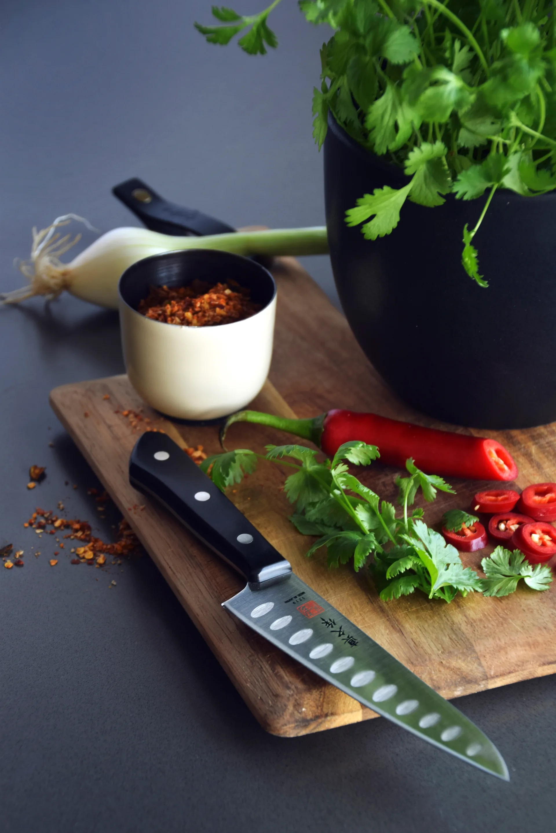 Mac cuchillo para verduras con alveolos, 13 cm MAC