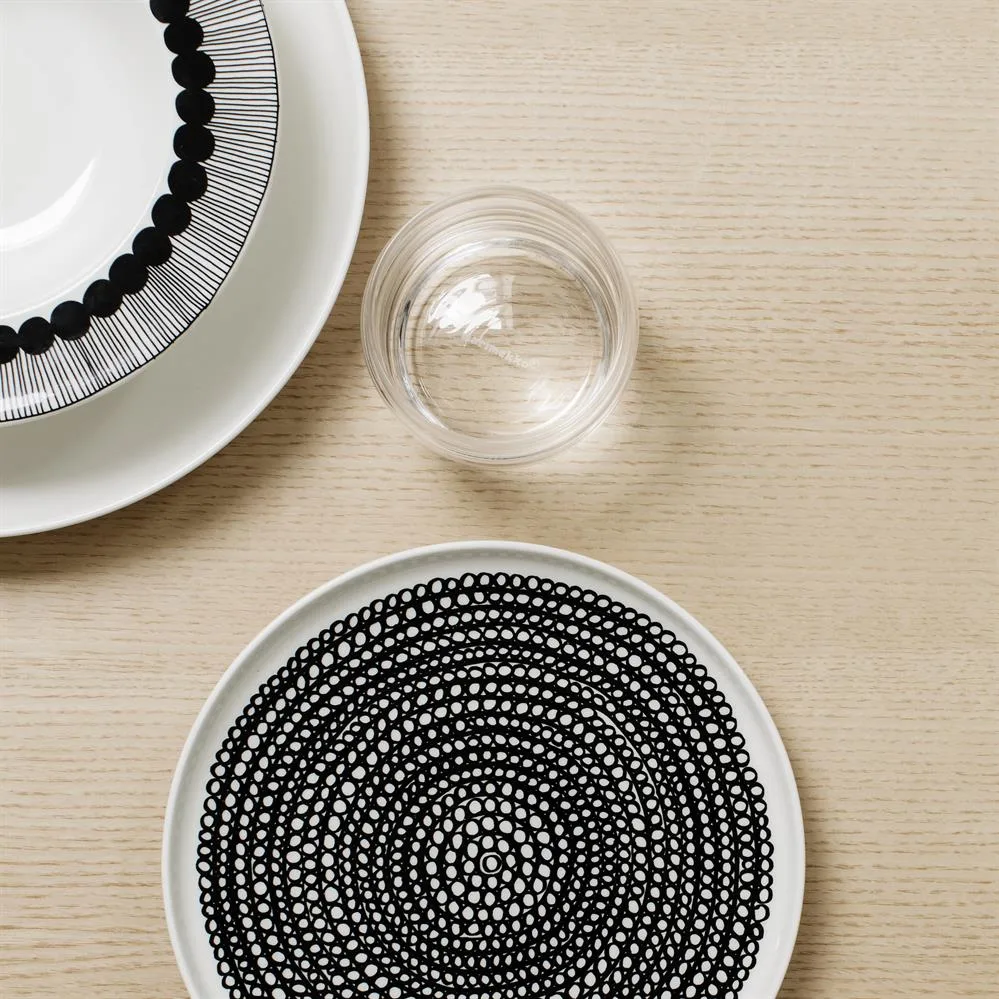 6 Platos Räsymateo Ø20 cm negro pequeños puntos,  Marimekko