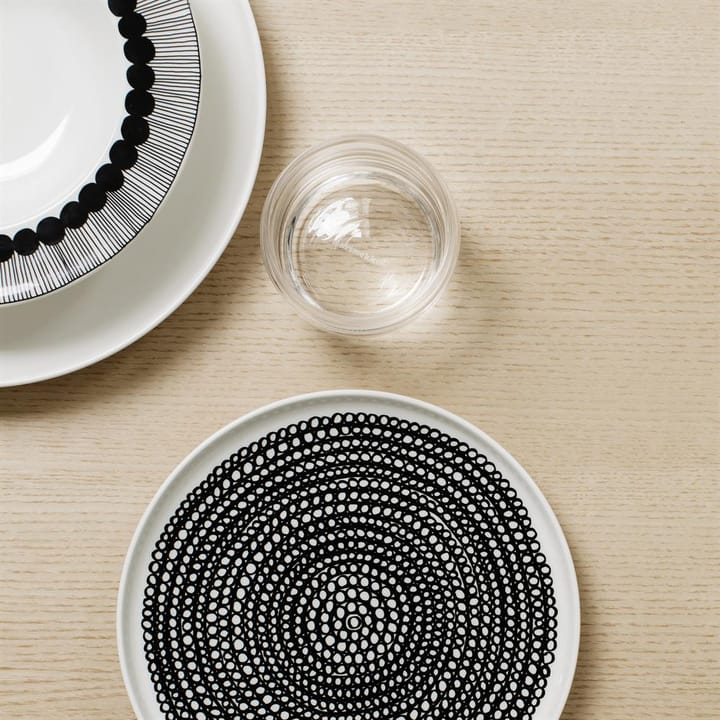 6 Platos Räsymateo Ø20 cm negro pequeños puntos Marimekko