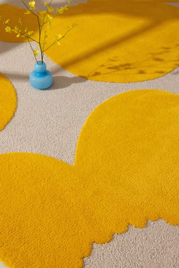 Alfombra de lana Iso Unikko - Yellow, 140x200 cm - Marimekko