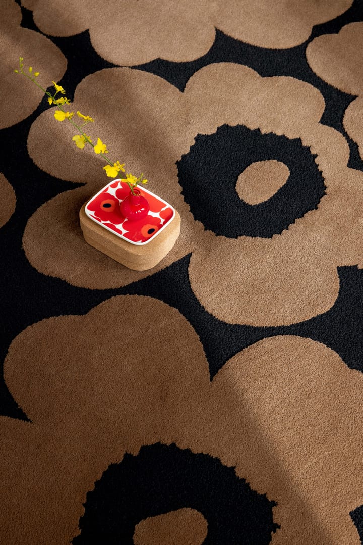 Alfombra de lana Unikko, Beige, 200x300 cm Marimekko