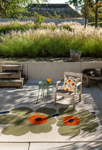 Alfombra Unikko anniversary outdoor - Dusty green, 160x230 cm - Marimekko