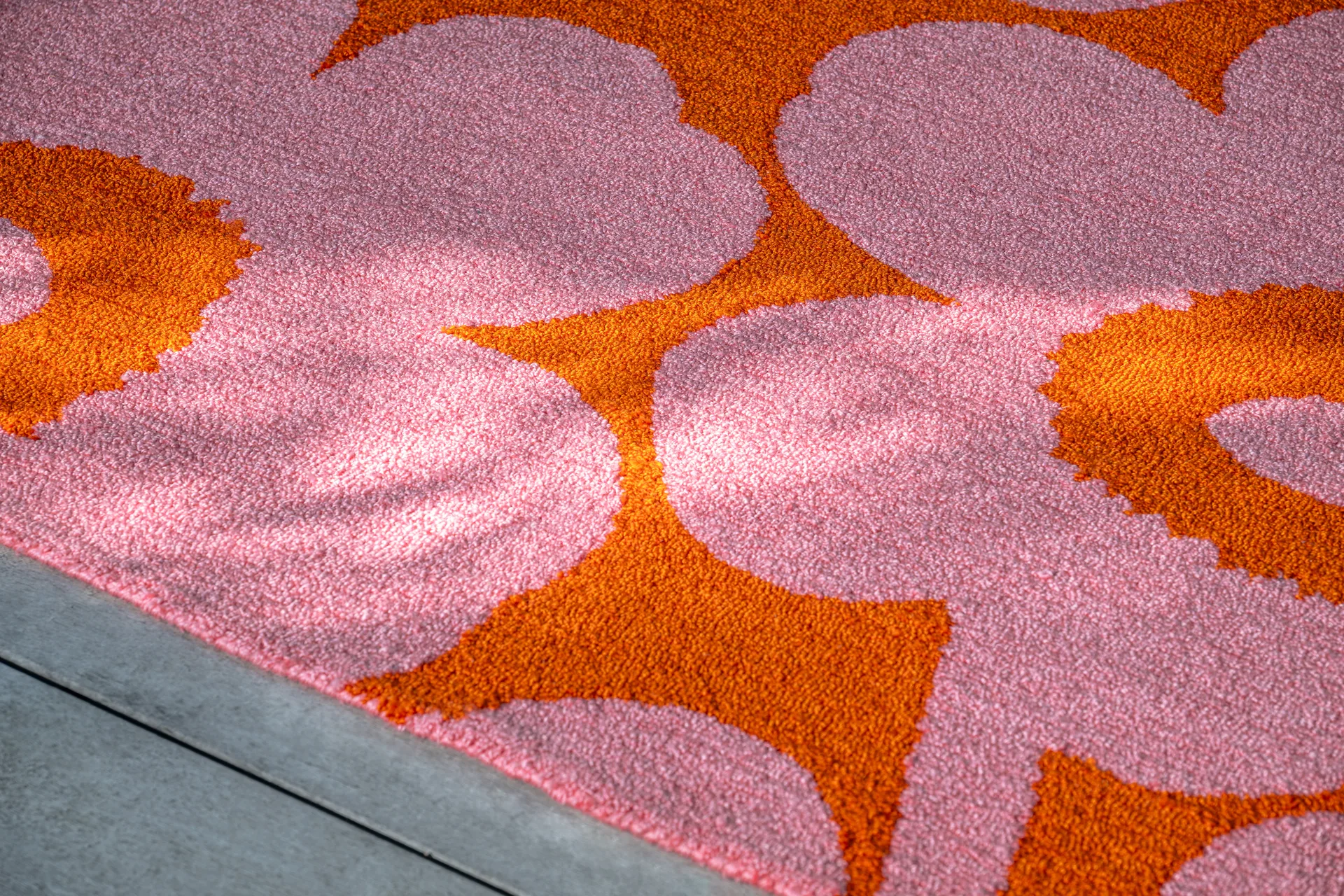 Alfombra Unikko outdoor, Pink-orange, 140x200 cm Marimekko