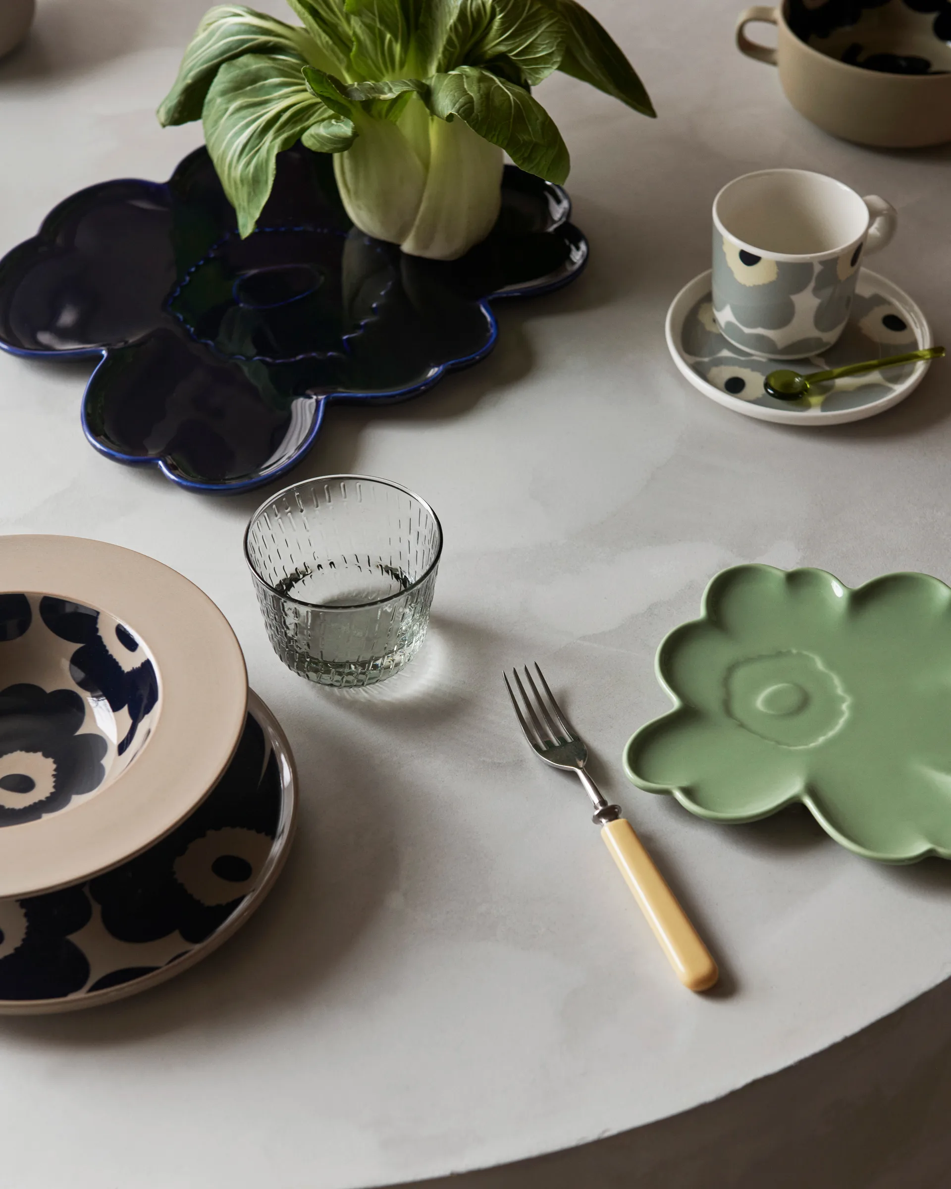 Cuenco con asa Unikko 5 dl, Terra-dark blue Marimekko