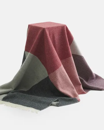 Plaid Sambara 140x180 cm - Off white-red-brown - Marimekko