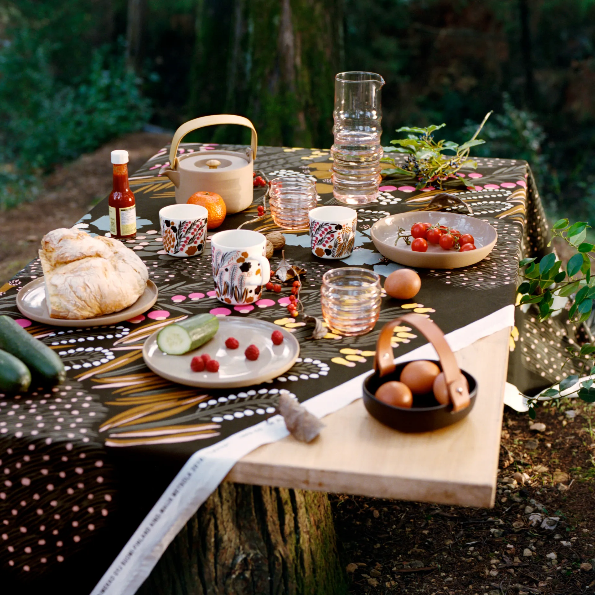 Plato Oiva 20,5 cm, marrón Marimekko