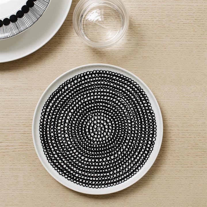 Plato Räsymatto Ø20 cm, negro-blanco (puntos pequeños) Marimekko