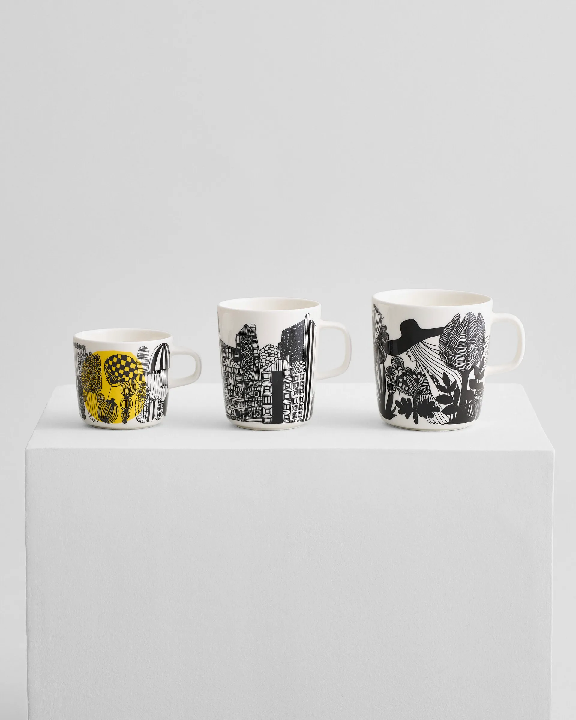 Taza de té Siirtolapuutarha 4 dl, negro-blanco-rosa Marimekko