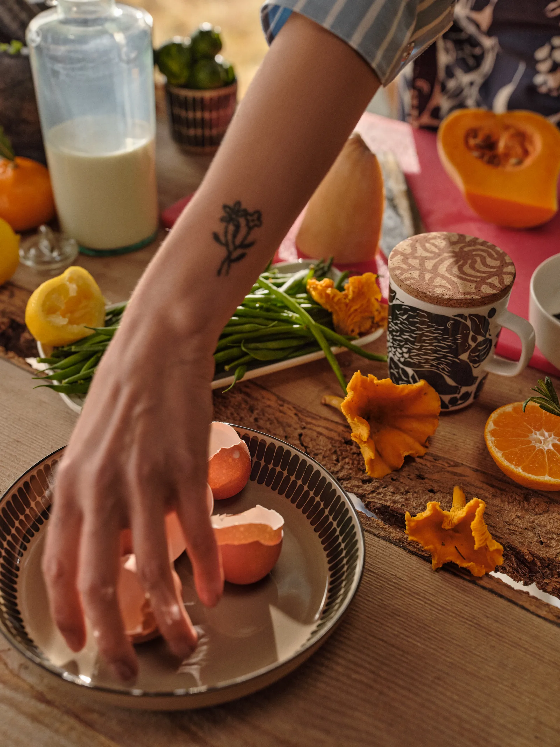 Taza Karhuemo 2,5 dl, blanco-verde oscuro Marimekko