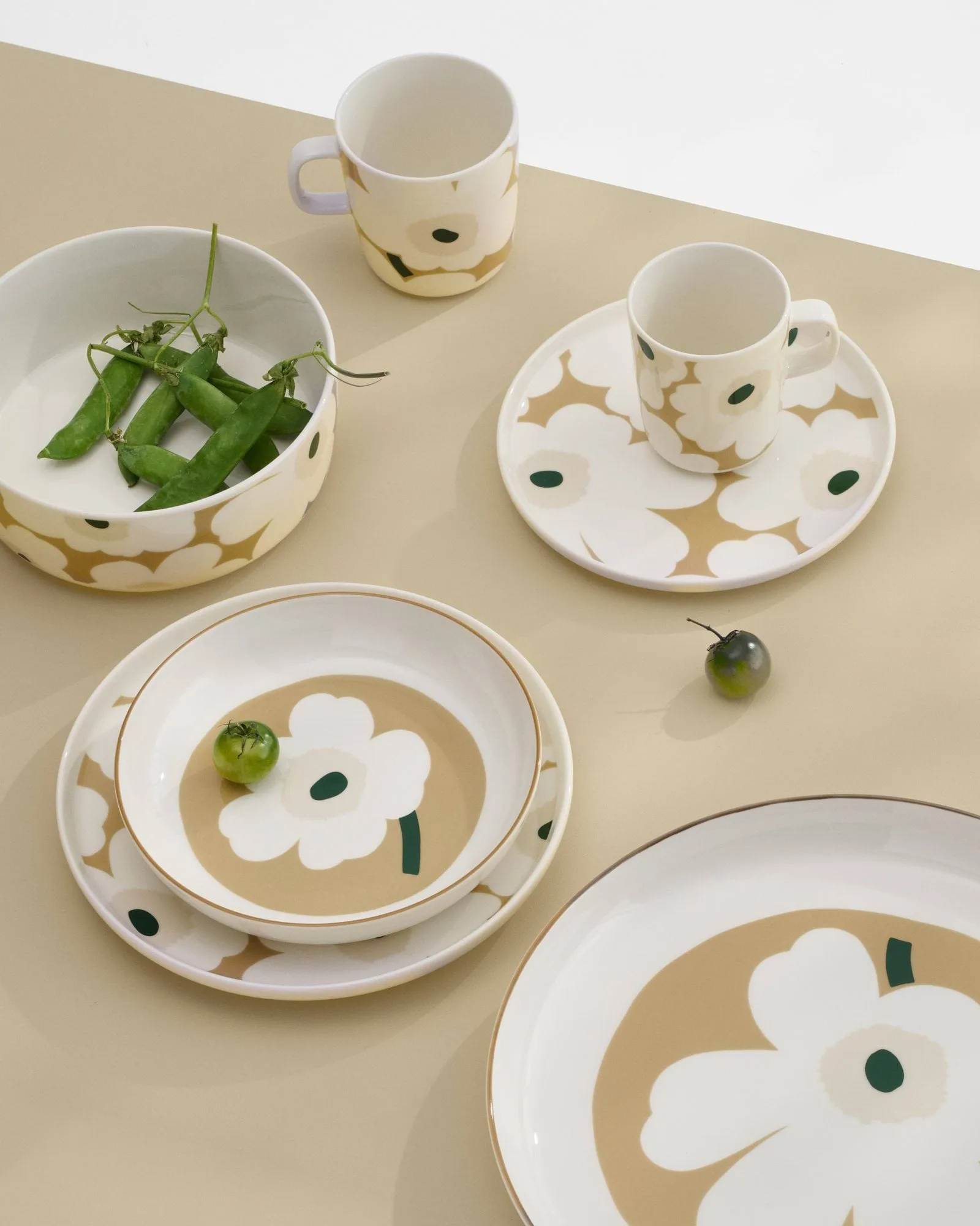 Taza Unikko 25 cl, White-beige-light sand-dark green Marimekko