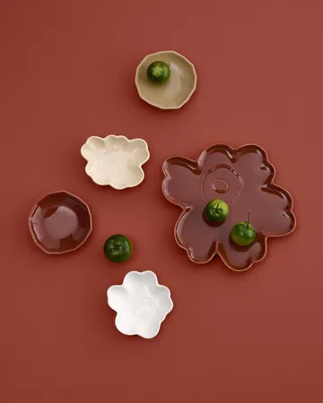 Unikko shape plato - castaño - Marimekko