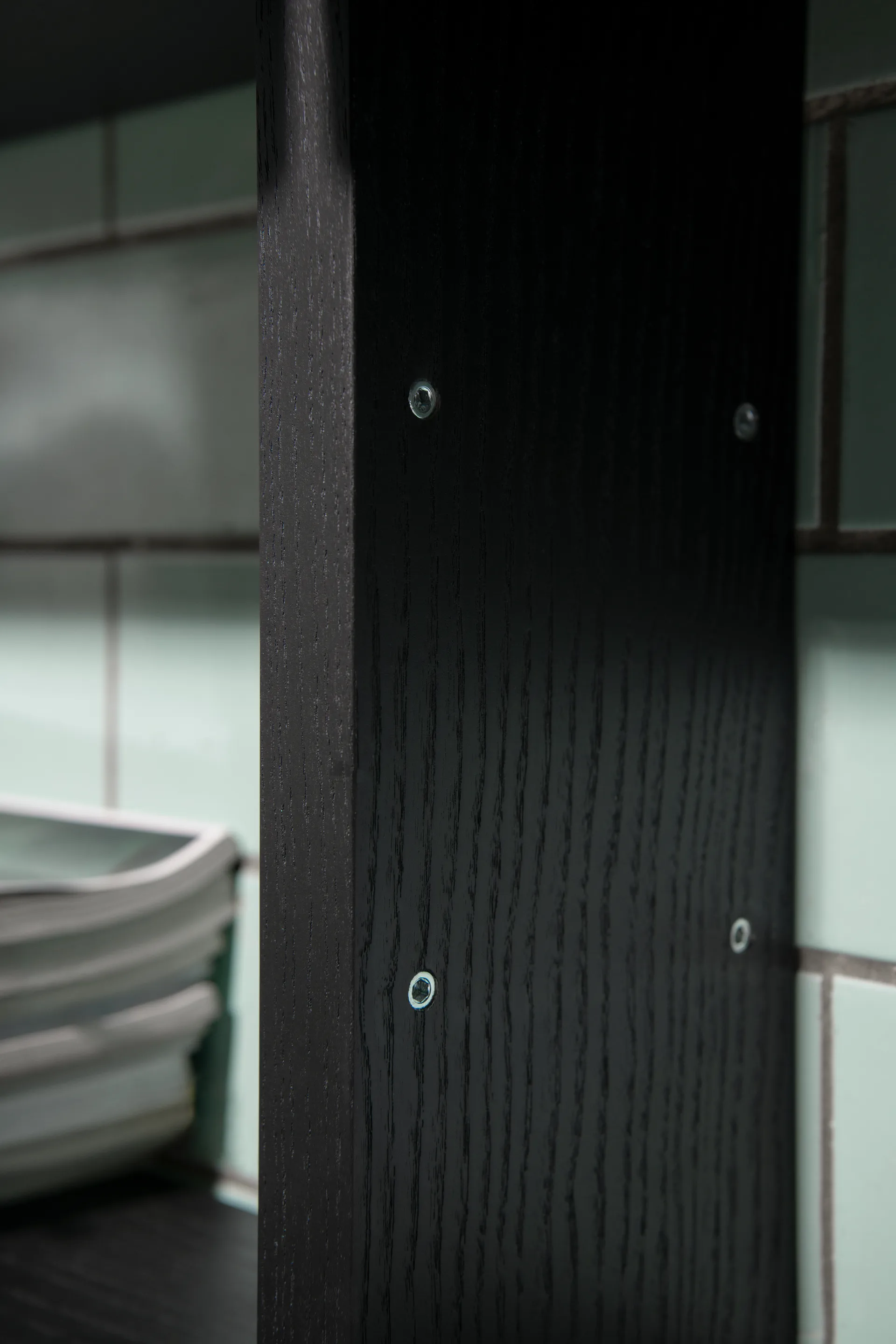 Gridlock Linking Panel 1460 cm (alto), Black stained Ash Massproductions