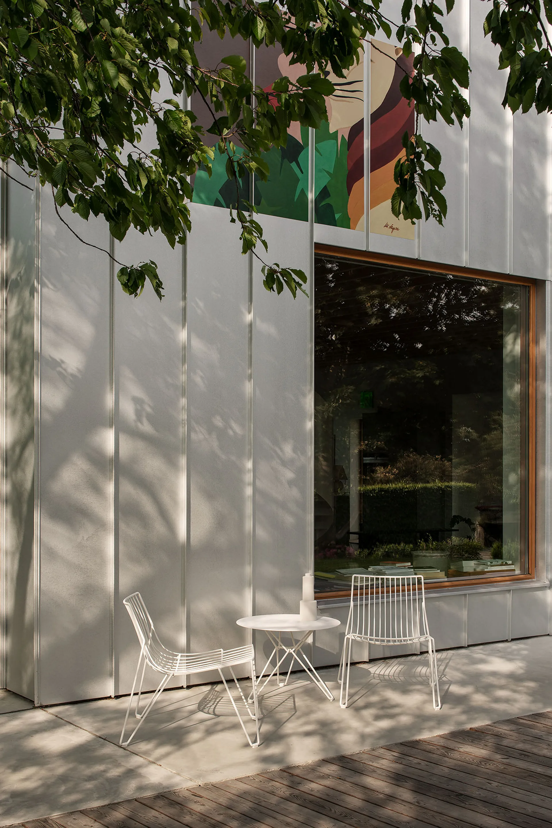 Silla Tio, White Massproductions