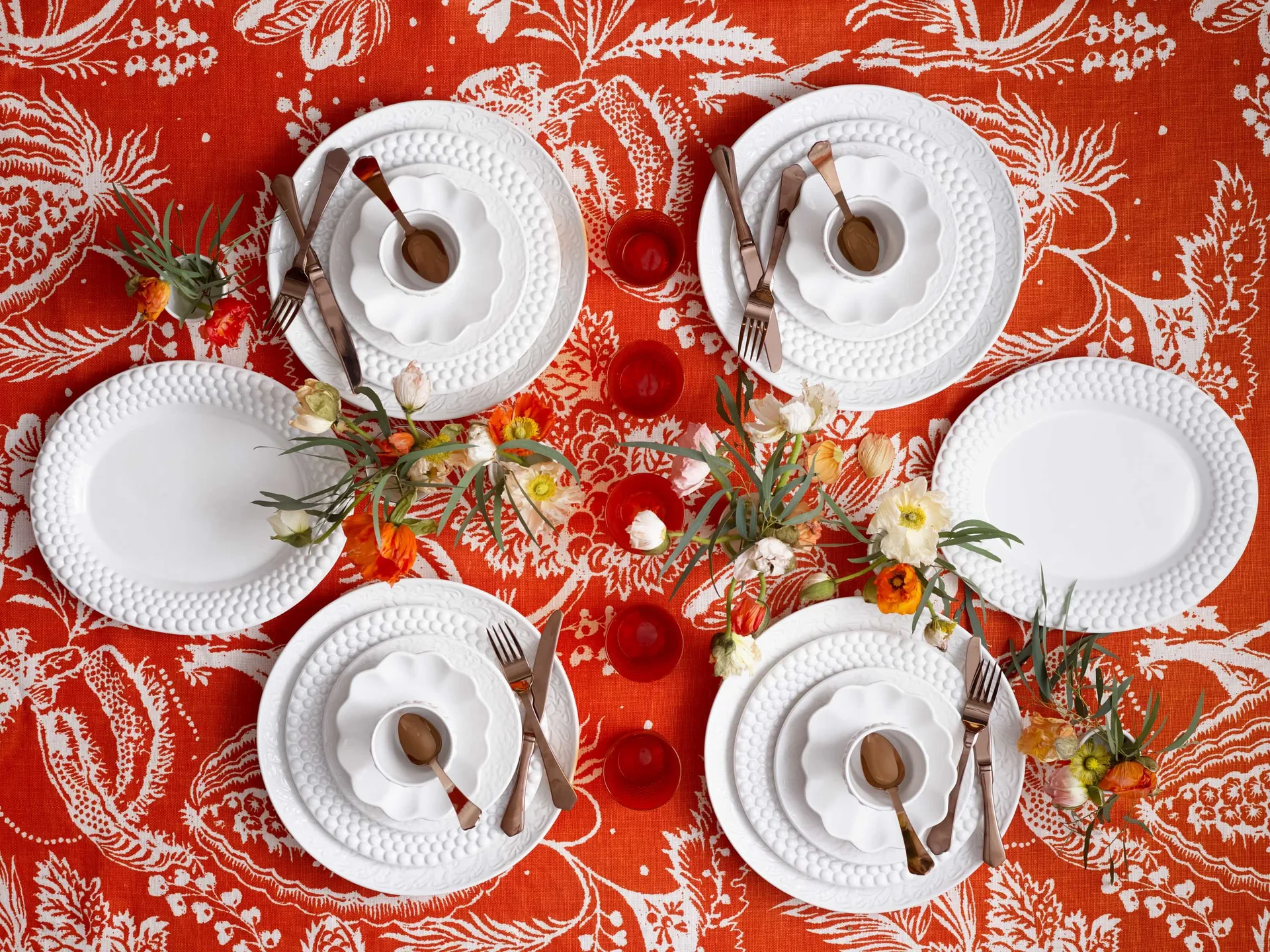 Plato Bubbles ovalado 35 cm, blanco Mateus