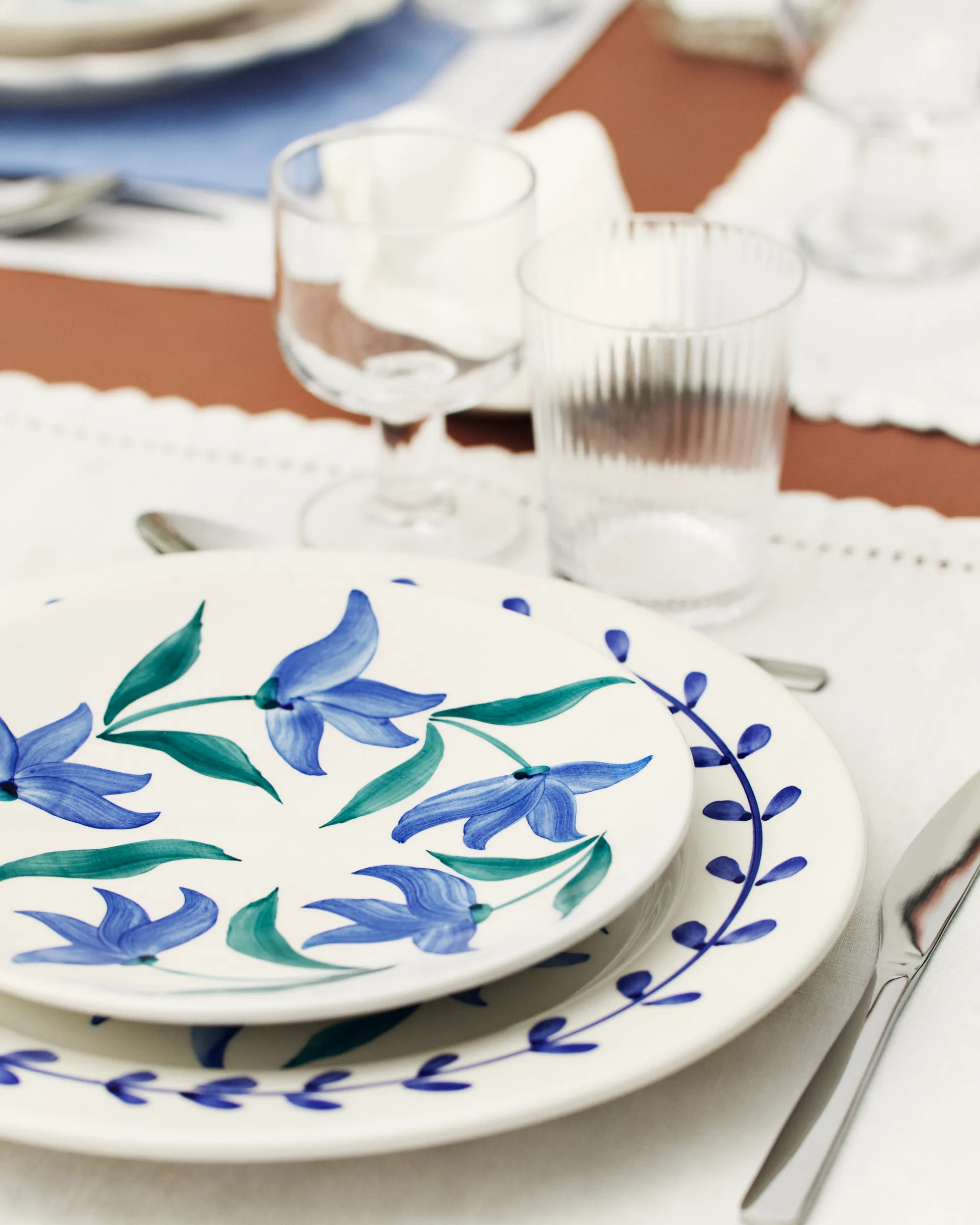 Plato Flowers blossom Ø28 cm, Blanco Mateus