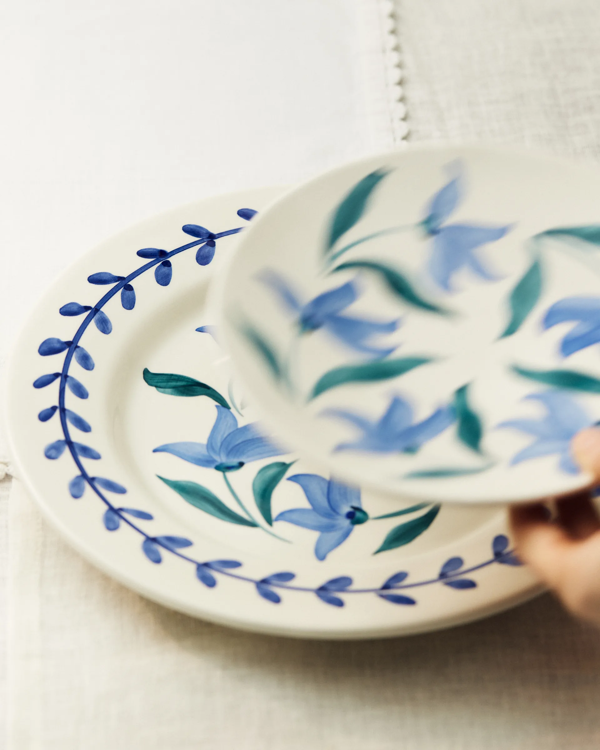 Plato Flowers blossom Ø28 cm, Blanco Mateus