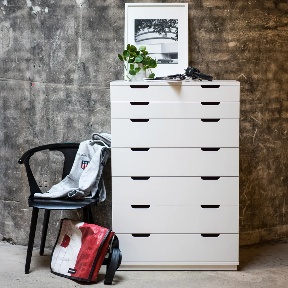 Cómoda Aoko de 4 cajones, Lacado blanco Mavis