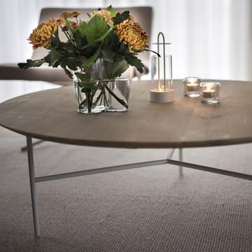 Mesa de centro Tribeca - Roble lacado, patas negras, ø110 - Mavis