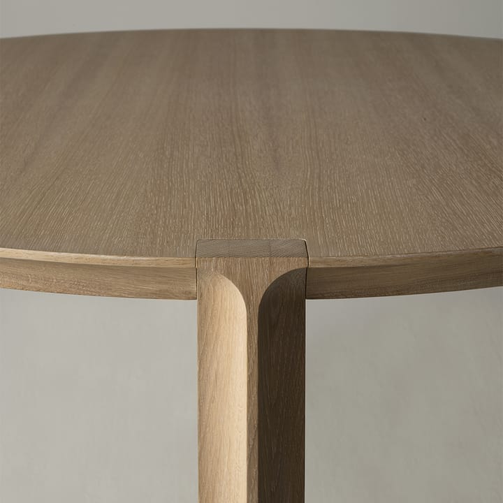 Mesa de comedor Amor redonda, Roble con aceite duro de cera blanco Mavis