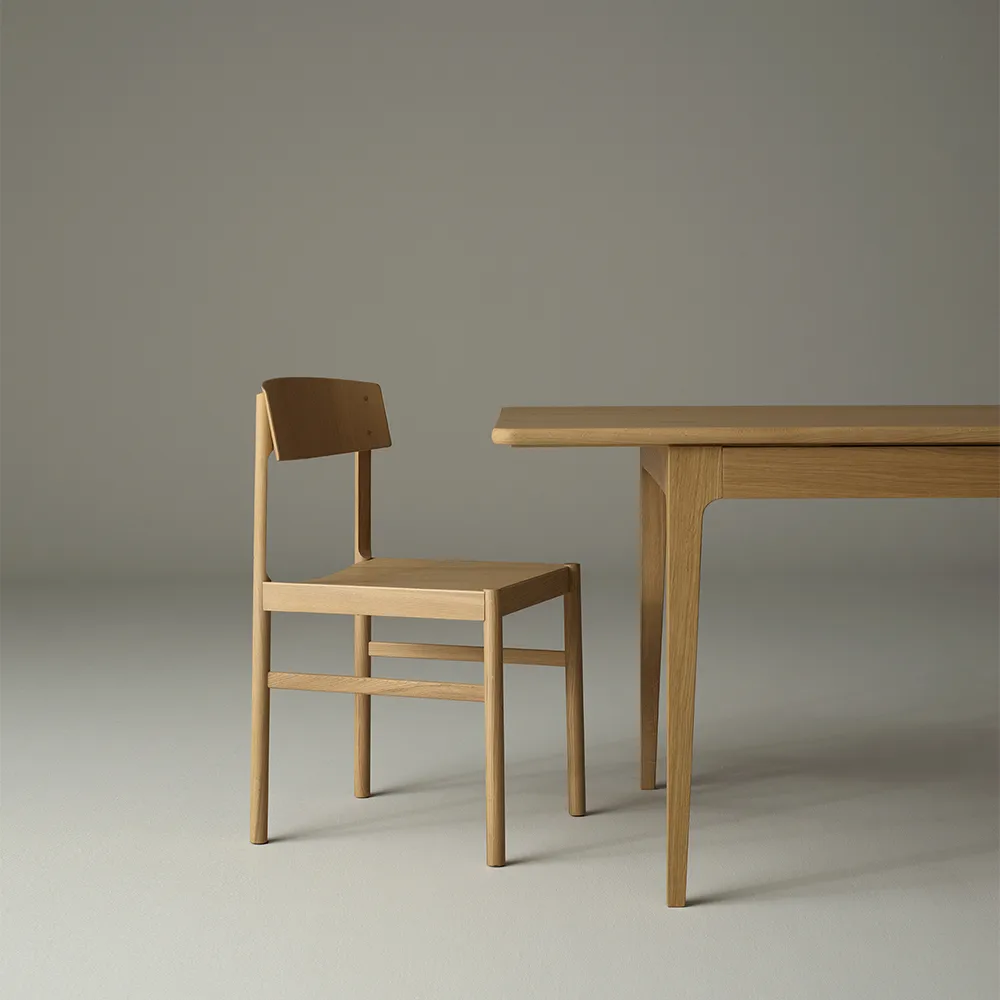 Mesa de comedor Höllviken, Roble blanqueado con laca mate - 2 extensiones - piedra caliza de 50 cm cada una Mavis