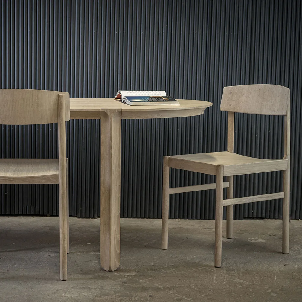 Silla Rod, Roble blanqueado con laca mate Mavis